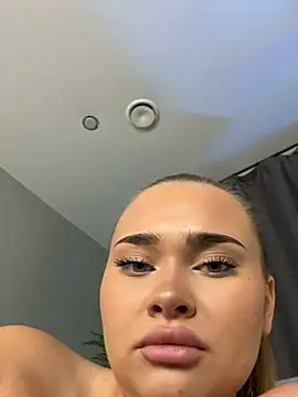 MonicaWestt online show from February 2026 07:45:01 AM