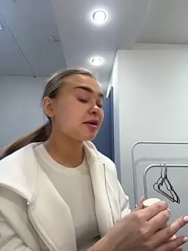 Snapshot of MonicaWestt chatting on March 2026 06:06:02 AM MonicaWestt online show from March 2026 06:06:02 AM