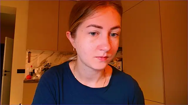 BluueSilk online show from November 2025 06:02:02 AM