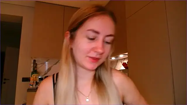 BluueSilk online show from February 2026 06:42:02 AM