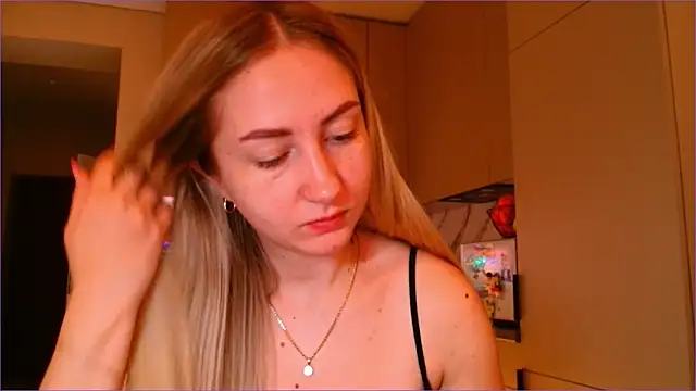 BluueSilk online show from February 2026 06:20:01 AM