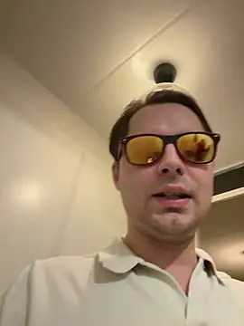 hottogetherNL online show from February 2026 09:04:01 PM