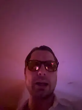 hottogetherNL online show from February 2026 10:11:02 PM