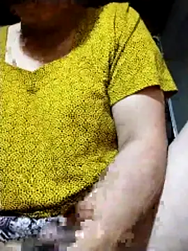 Snapshot of Tina-beo chatting on April 2026 09:41:02 PM Tina-beo online show from April 2026 09:41:02 PM