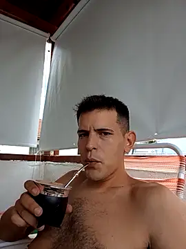 AmorSobra online show from February 2026 09:22:02 PM