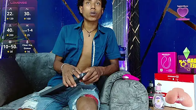 Snapshot of Walkers05 chatting on April 2026 05:50:02 PM Walkers05 online show from April 2026 05:50:02 PM