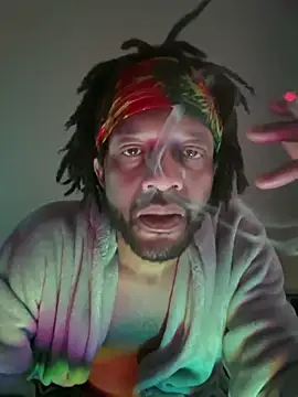 Snapshot of magic_man1085 chatting on February 2026 10:19:01 PM magic man1085 online show from February 2026 10:19:01 PM