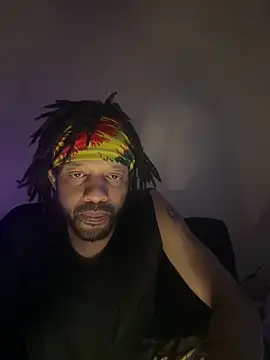 Snapshot of magic_man1085 chatting on February 2026 06:14:01 PM magic man1085 online show from February 2026 06:14:01 PM