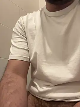 latinocalientehot online show from April 2026 07:43:01 PM