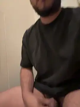 latinocalientehot online show from April 2026 07:17:02 PM