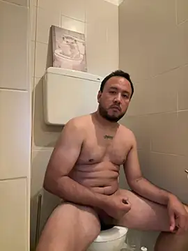 latinocalientehot online show from July 2026 07:18:02 PM