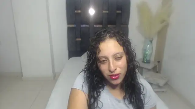 Barbara D Valencia online show from June 2026 03:25:02 PM