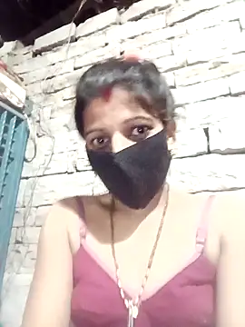 Snapshot of Divya-11431 chatting on February 2026 03:38:01 PM Divya-11431 online show from February 2026 03:38:01 PM