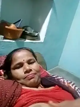 Snapshot of Pooja_sahu chatting on February 2026 02:33:01 PM Pooja sahu online show from February 2026 02:33:01 PM