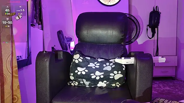 ReyKen- online show from March 2026 02:18:01 AM