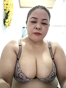 Snapshot of Baby-bigtits2026 chatting on May 2026 10:01:01 AM Baby-bigtits2026 online show from May 2026 10:01:01 AM
