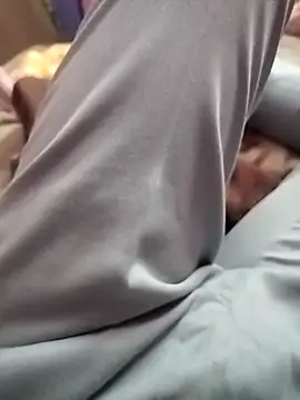 Snapshot of tamilpaiyan989 chatting on April 2026 09:32:02 AM tamilpaiyan989 online show from April 2026 09:32:02 AM