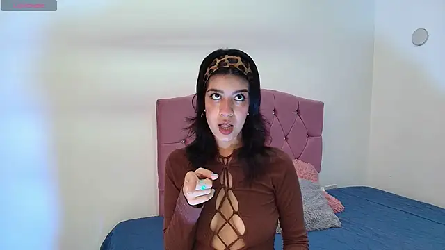 Kalyra 17 online show from March 2026 11:38:01 AM