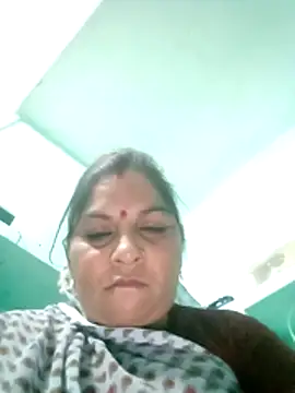 Rajni248096 online show from April 2026 01:46:01 PM