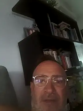 Snapshot of bobo672 chatting on April 2026 05:56:02 AM bobo672 online show from April 2026 05:56:02 AM
