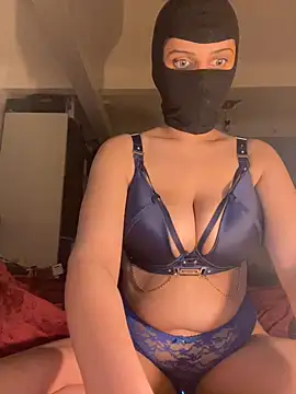 Snapshot of HelinHot chatting on February 2026 09:13:01 PM HelinHot online show from February 2026 09:13:01 PM