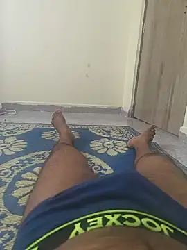 Romantic boy143 online show from July 2026 10:18:02 AM