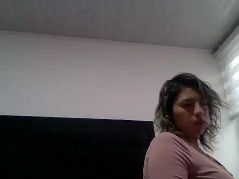 Snapshot of Ambar_Cortes chatting on March 2026 06:14:02 PM Ambar Cortes online show from March 2026 06:14:02 PM