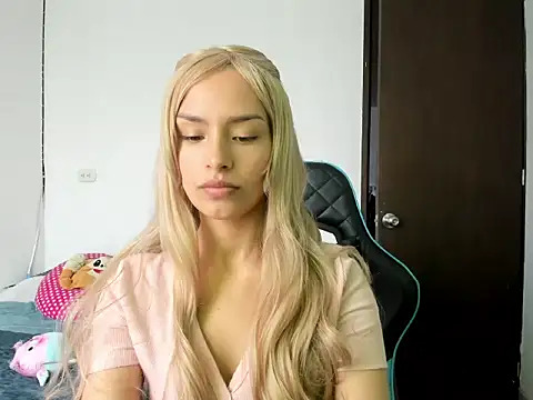 Megan Blue  online show from February 2026 03:41:02 PM