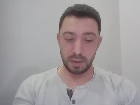 Snapshot of hessds34 chatting on February 2026 07:18:01 PM hessds34 online show from February 2026 07:18:01 PM