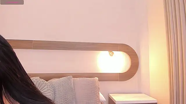 Snapshot of Violeta_sum chatting on May 2026 12:11:02 PM Violeta sum online show from May 2026 12:11:02 PM