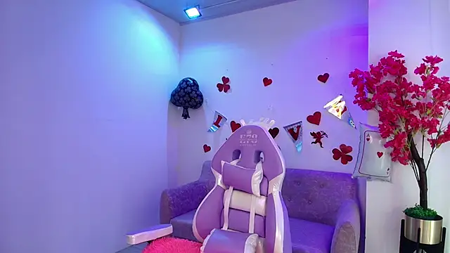 Maddie T18 online show from February 2026 11:17:01 AM