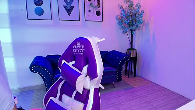 Maddie T18 online show from March 2026 11:43:02 AM