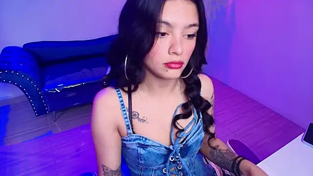 Maddie T18 online show from April 2026 11:32:01 AM