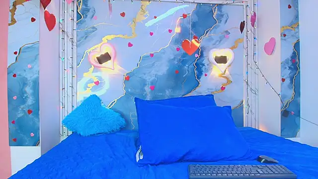 Snapshot of crystal_love08 chatting on February 2026 07:25:02 PM crystal love08 online show from February 2026 07:25:02 PM