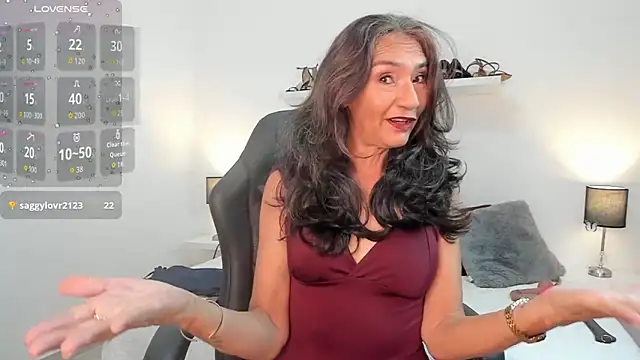 Emma Mendozaa online show from March 2026 11:43:02 AM