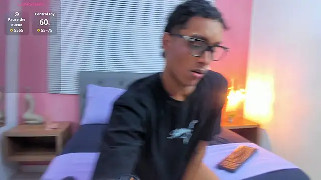 drako18  online show from April 2026 03:23:01 AM