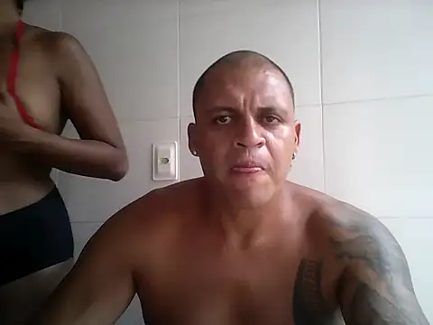 Cris Latrel online show from February 2026 04:02:01 PM