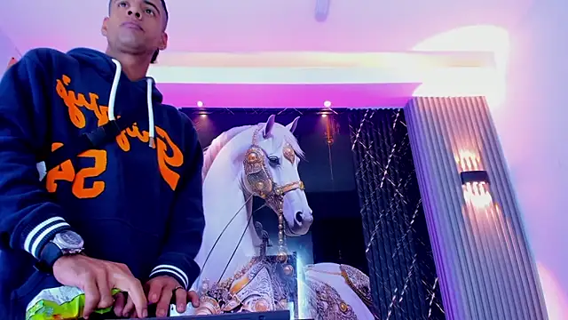 the knights of the night online show from March 2026 05:44:02 AM