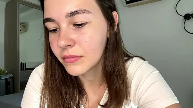 Snapshot of MauritaSpueler chatting on March 2026 07:45:01 AM MauritaSpueler online show from March 2026 07:45:01 AM