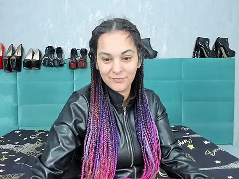 Snapshot of emilyvondark chatting on February 2026 09:28:02 AM emilyvondark online show from February 2026 09:28:02 AM