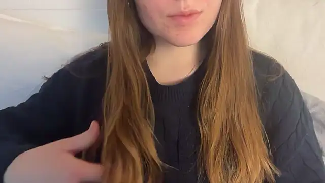 Snapshot of Lucyschickt chatting on May 2026 06:57:02 PM Lucyschickt online show from May 2026 06:57:02 PM