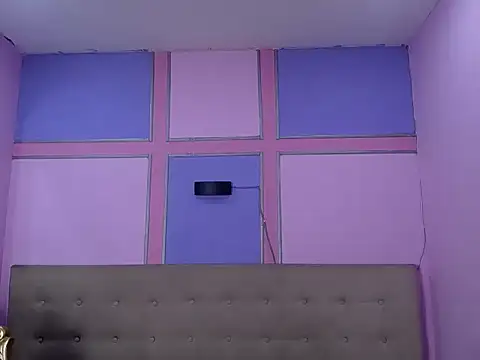 Melannyy   online show from February 2026 06:26:01 AM