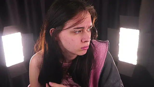 Snapshot of GinnyKittle chatting on February 2026 07:10:02 PM GinnyKittle online show from February 2026 07:10:02 PM