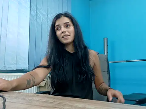 SoniaMoonnnnn online show from July 2026 07:10:01 PM