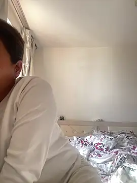 Youyou 12 online show from April 2026 12:32:01 AM