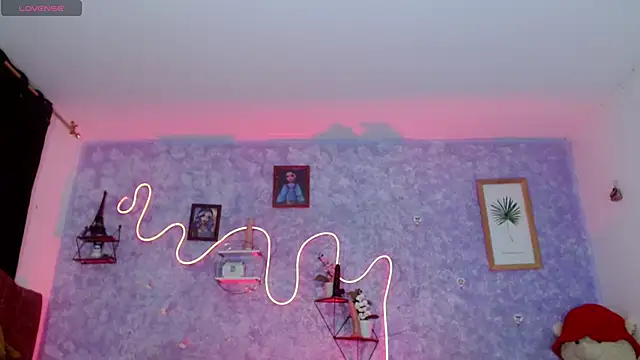 Everlin  Hot  online show from March 2026 02:17:02 AM