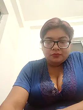 Elie Hallway online show from March 2026 07:21:02 PM