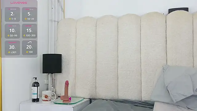 Snapshot of Abi_dolll chatting on February 2026 12:31:01 PM Abi dolll online show from February 2026 12:31:01 PM