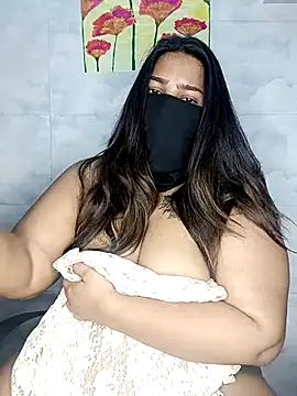 Snapshot of Cute_G chatting on April 2026 07:06:01 PM Cute G online show from April 2026 07:06:01 PM