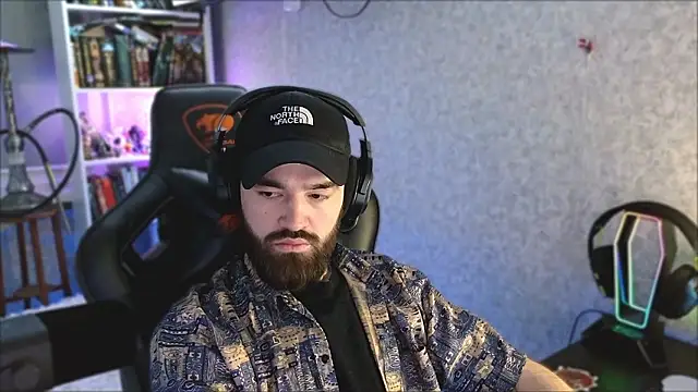 Snapshot of _Mostly_ chatting on March 2026 01:34:02 AM Mostly online show from March 2026 01:34:02 AM